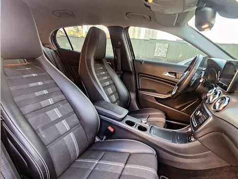 Mercedes GLA 200 Advance 1.6/1.6 TB 16V Flex Aut.