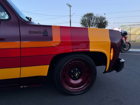 Chevrolet CHEVROLET SUBURBAN