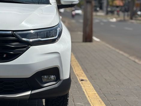 Fiat Strada Volcano 1.3 Flex 8V CD