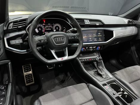 Audi Q3 Performance 2.0 TFSI Tiptr. Quattro