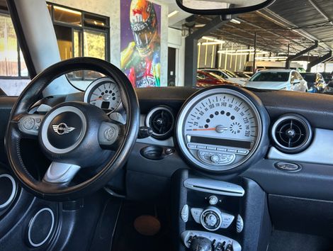 Mini COOPER 1.6 Aut.