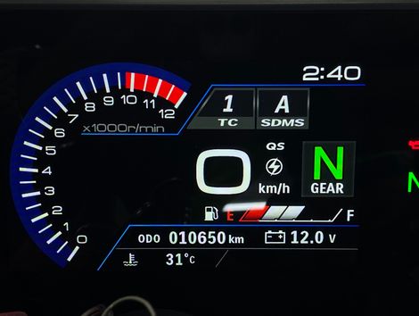 SUZUKI GSX-8S