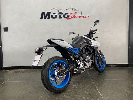 SUZUKI GSX-8S