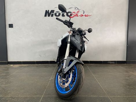 SUZUKI GSX-8S