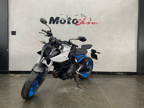 SUZUKI GSX-8S