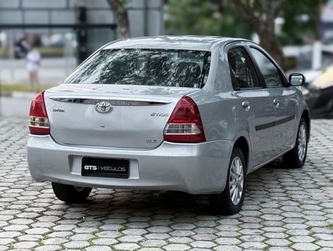 Toyota ETIOS XLS Sedan 1.5 Flex 16V 4p Mec.