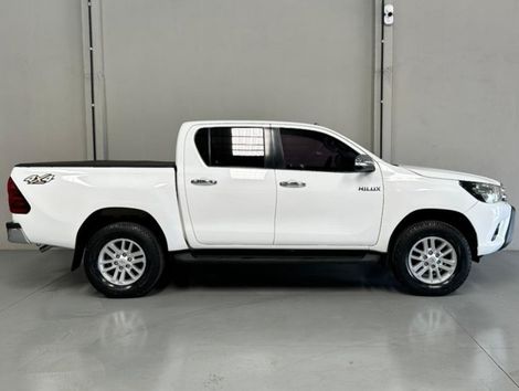 Toyota Hilux CD SRV 4x4 2.8 TDI Diesel Aut.