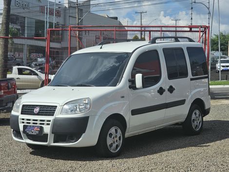 Fiat Doblo ESSENCE 1.8 Flex 16V 5p