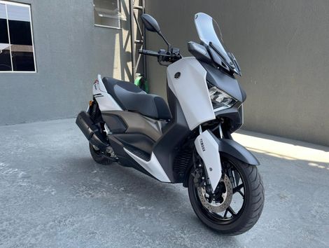 YAMAHA XMAX 250 CONNECTED 