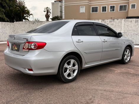 Toyota corolla gli 1.8 manual 