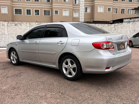 Toyota corolla gli 1.8 manual 