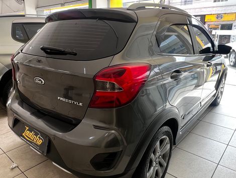 Ford Ka 1.5 FreeStyle 12V Flex 5p Aut.