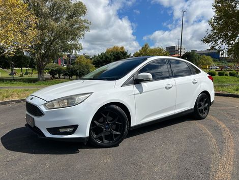 Ford Focus 2.0 16V/SE/SE Plus Flex 5p Aut.