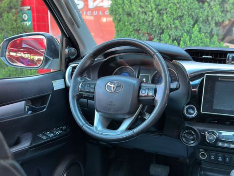 Toyota Hilux CD SRX 4x4 2.8 TDI 16V Diesel Aut.