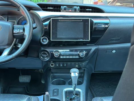 Toyota Hilux CD SRX 4x4 2.8 TDI 16V Diesel Aut.