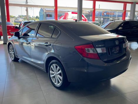 Honda Civic Sedan LXS 1.8/1.8 Flex 16V Aut. 4p