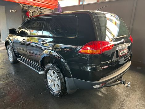 Mitsubishi Pajero DAKAR 3.2 4x4 T.I. Dies. 5p Aut.