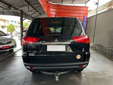 Mitsubishi Pajero DAKAR 3.2 4x4 T.I. Dies. 5p Aut.