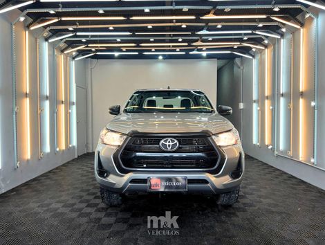 Toyota Hilux CD 4x4 2.8 Diesel Mec.