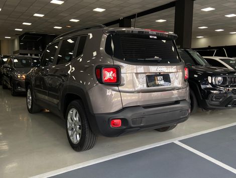 Jeep Renegade Sport 1.8 4x2 Flex 16V Aut.
