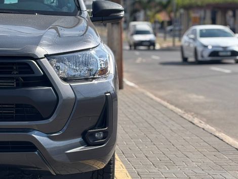 Toyota Hilux CD SR 4x4 2.8 TDI Diesel Aut.