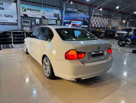 BMW 320iA