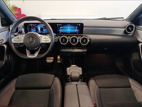 Mercedes A-35 AMG Sedan 4MATIC 2.0 TB Aut.
