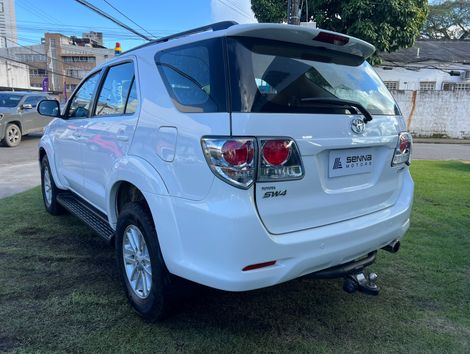 Toyota Hilux SW4 SR 4x2 2.7/2.7 Flex 16V Mec.