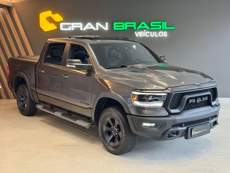 RAM 1500 REBEL 5.7 HEMI CD V8 4x4 Aut.