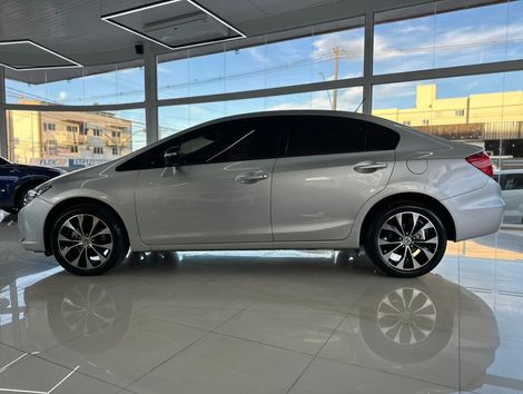 Honda Civic Sedan LXR 2.0 Flexone 16V Aut. 4p