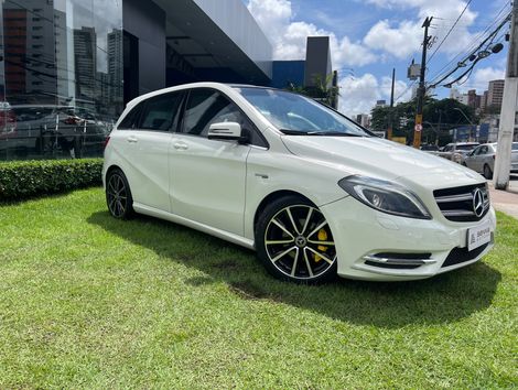 Mercedes B200
