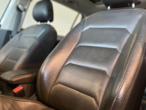 VolksWagen TIGUAN Allspac 250 TSI 1.4 Flex