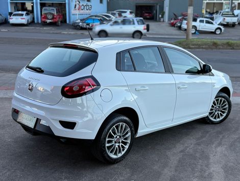 Fiat Bravo ESSENCE 1.8 Flex 16V 5p