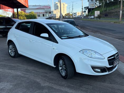 Fiat Bravo ESSENCE 1.8 Flex 16V 5p