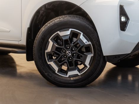 Nissan Frontier PLATI. CD  2.3 Bi-TB Dies.Aut.