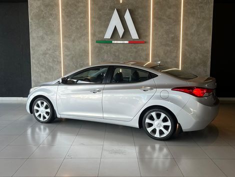 Hyundai Elantra GLS 1.8 16V Aut.