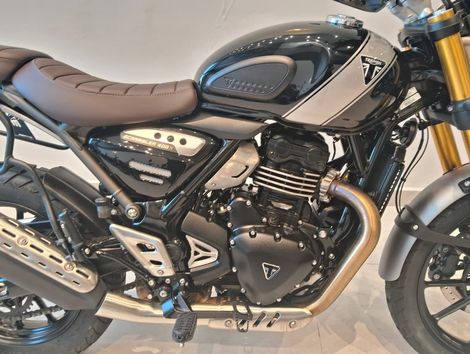 TRIUMPH SCRAMBLER 400X