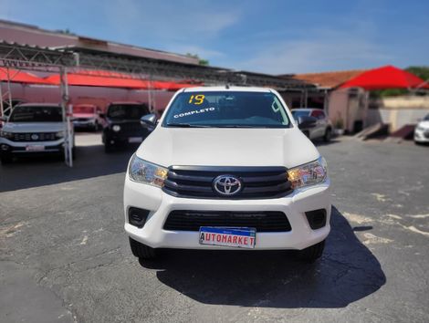 Toyota Hilux CD 4x4 2.8 Diesel Mec.