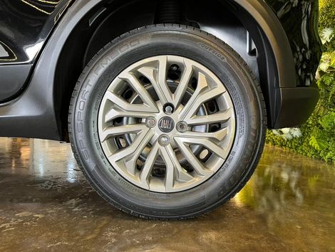 Fiat ARGO TREKKING 1.3 8V Flex