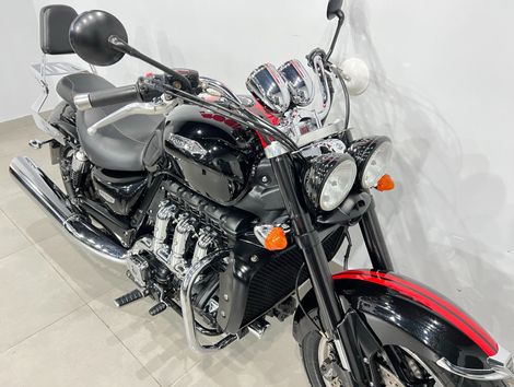 TRIUMPH ROCKET III ROADSTER 2300cc