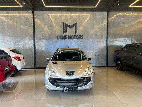 Peugeot 207 Sedan Passion XR 1.4 Flex 8V 4p