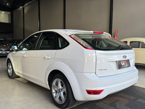 Ford Focus 2.0 16V/SE/SE Plus Flex 5p Aut.