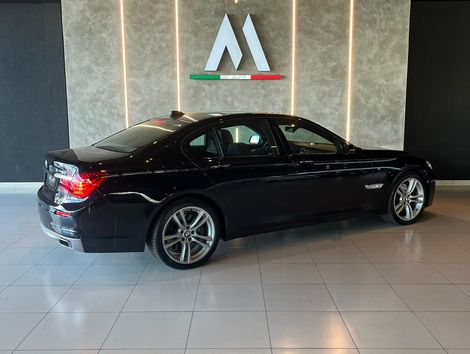 BMW 750i M Sport Sedan 4.4 V8 450cv Aut.