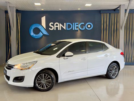 Citroën C4 LOUNGE Origine 2.0 Flex 4p Aut.