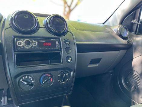 Ford Fiesta Sedan SE 1.6 16V Flex 4p