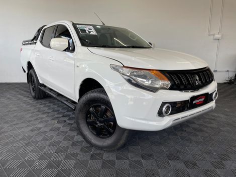 Mitsubishi L200 Triton Sport GLS 2.4 CD Diesel Mec.