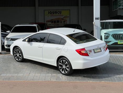 Honda Civic Sedan LXR 2.0 Flexone 16V Aut. 4p