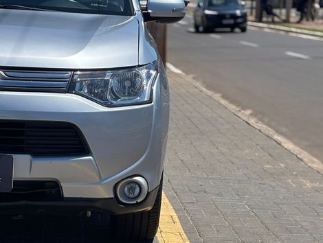 Mitsubishi OUTLANDER 2.0 16V 160cv Aut.