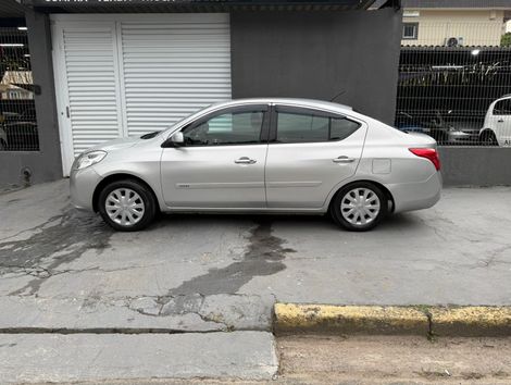 Nissan VERSA SV 1.6 16V Flex Fuel 4p Mec.