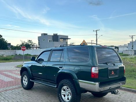 Toyota Hilux SW4 4x4 3.0 8V TB Diesel